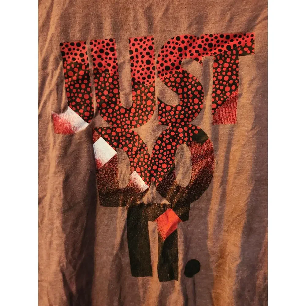 Vintage Nike Faded Red Graphic Athletic Cut T-Shirt Men's Size L
